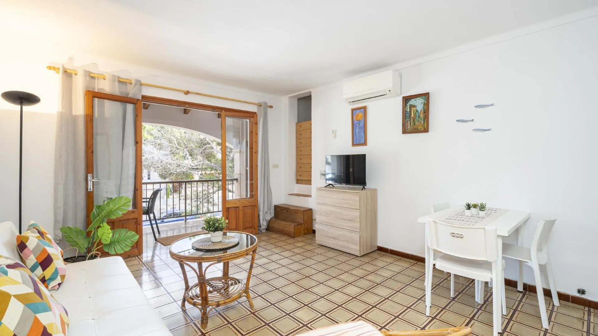 Apartamentos Mhm Cala Ratjada