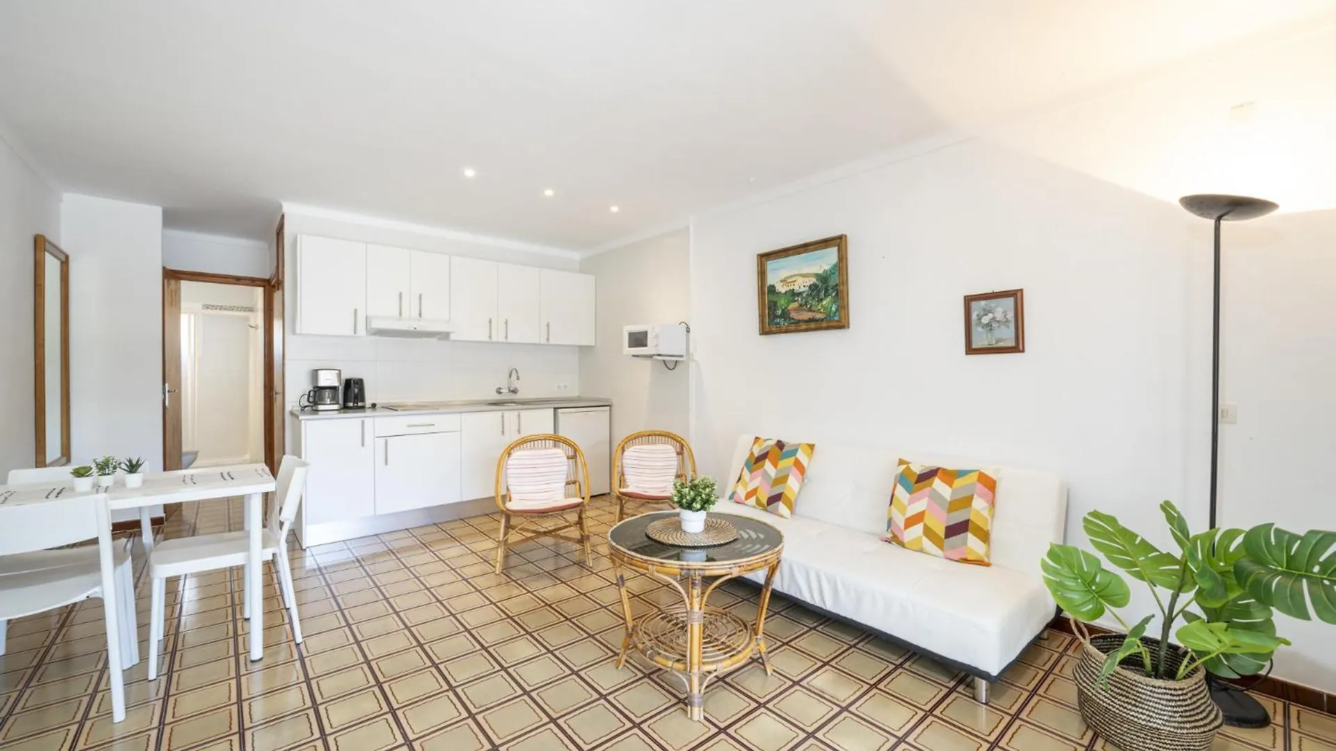 Daire Apartamentos Mhm Cala Ratjada