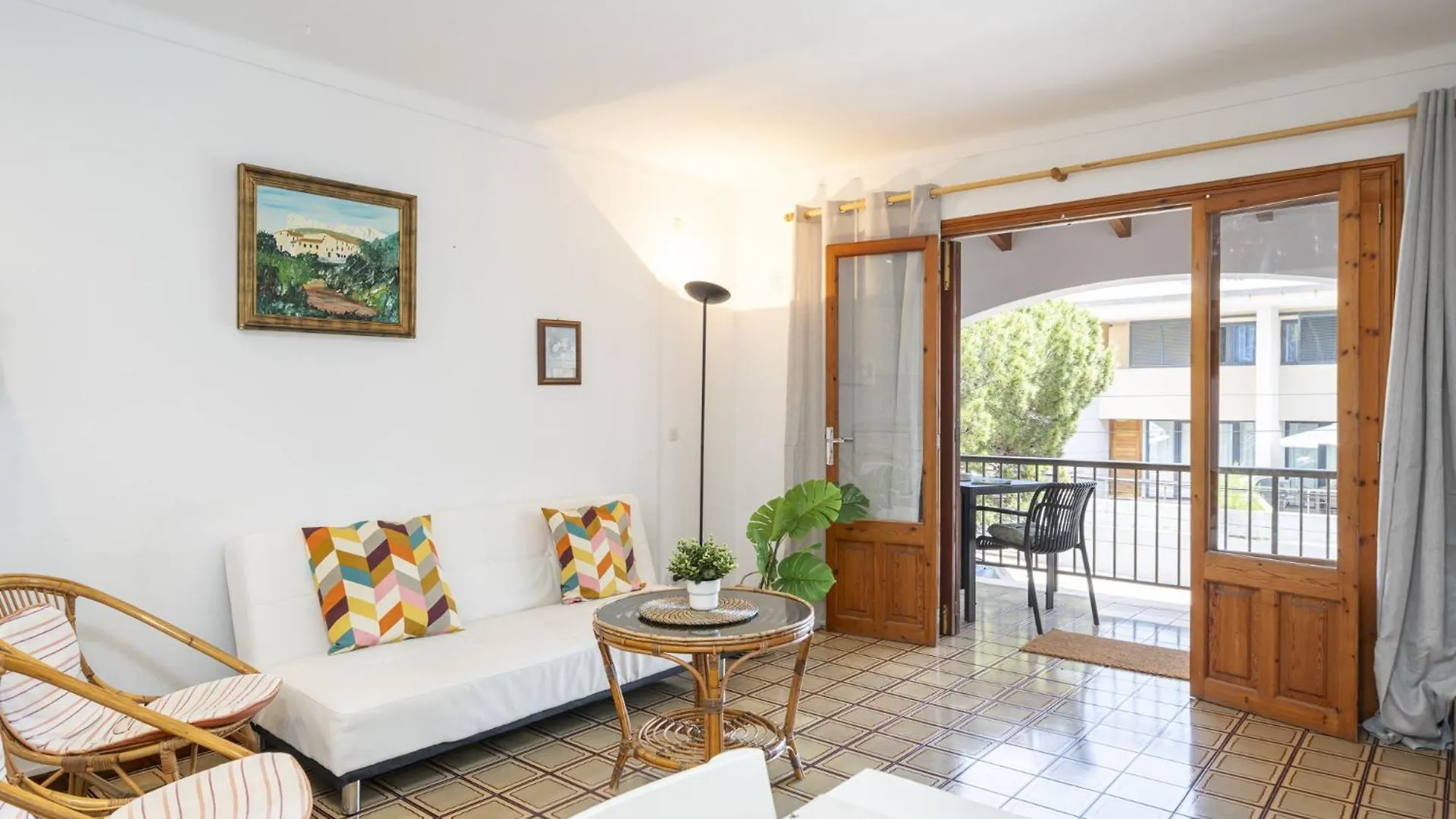 Apartamentos Mhm Cala Ratjada  0*, Cala Ratjada (Mallorca) Espanha