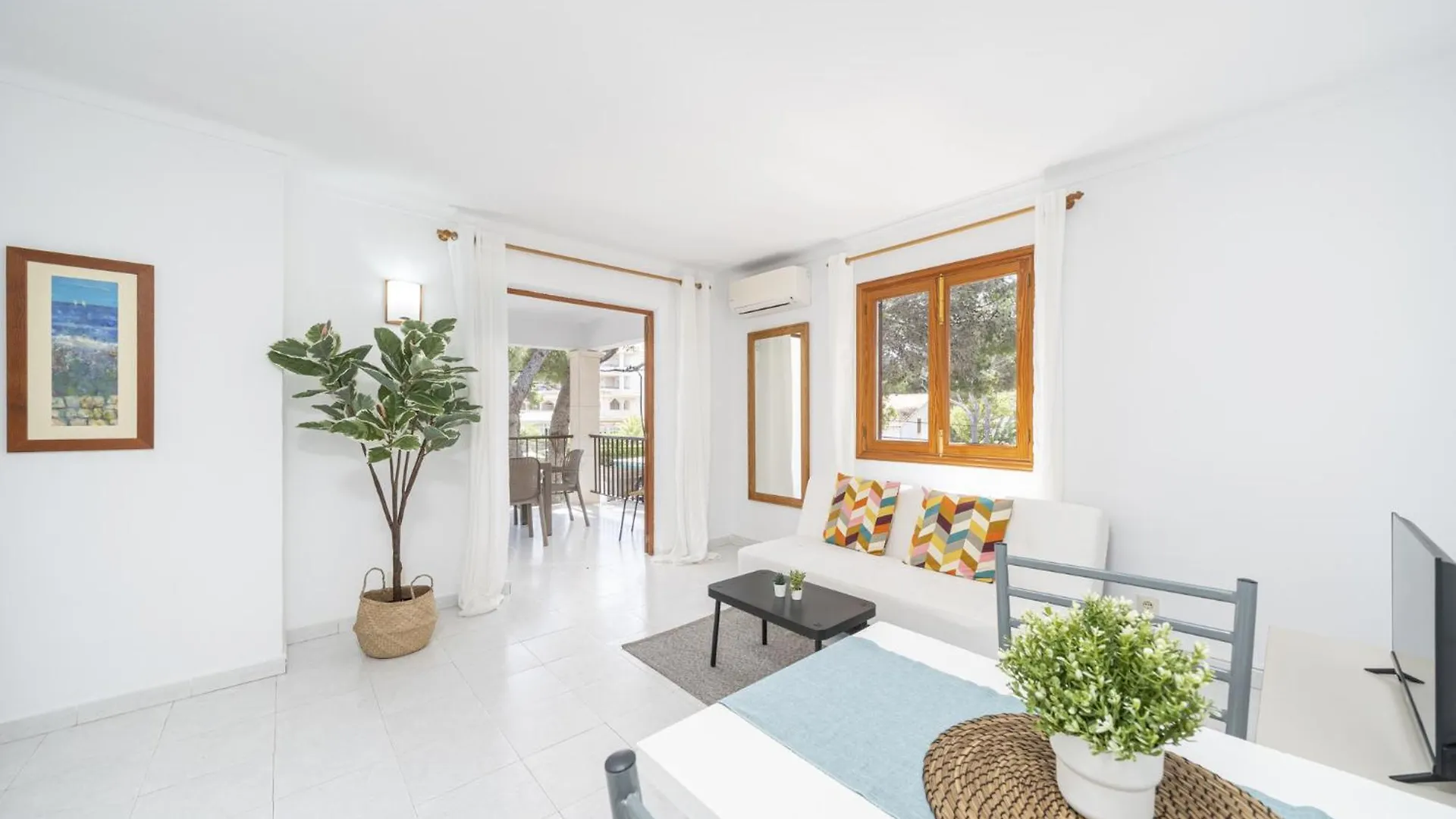 Apartamentos Mhm Cala Ratjada  0*, Cala Ratjada (Mallorca) İspanya