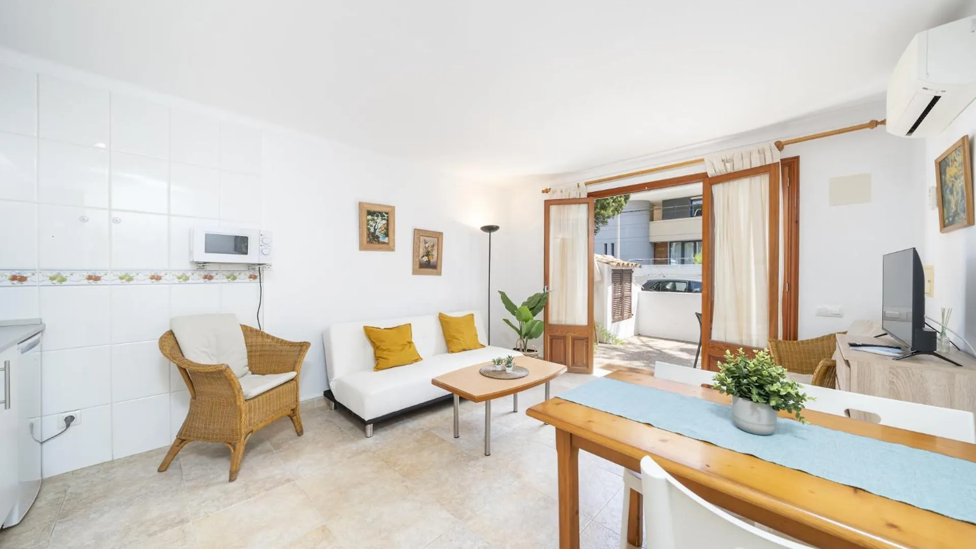Apartamentos Mhm Cala Ratjada