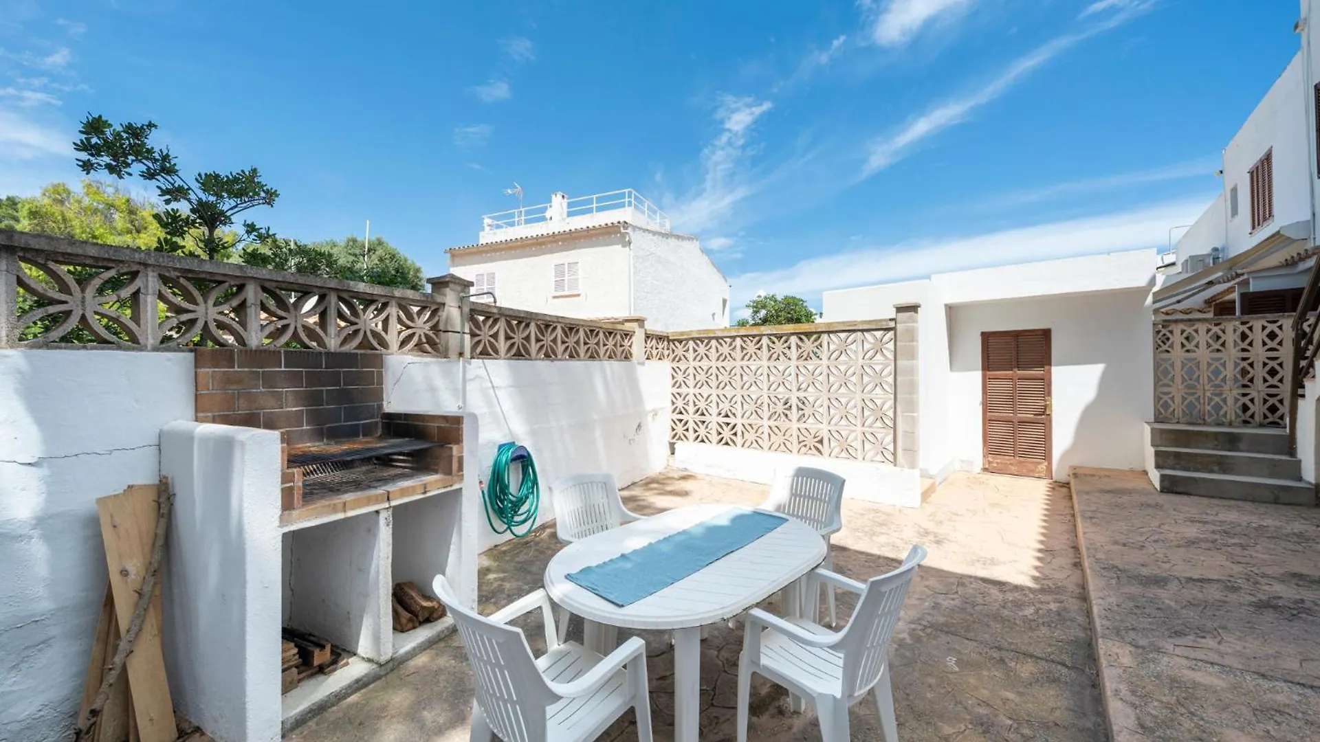 Apartamentos Mhm Cala Ratjada  0*, Cala Ratjada (Mallorca) İspanya